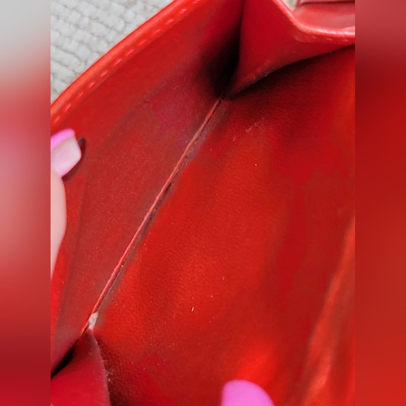 Chanel RARE Travel Line Wallet - Picture 13 of 16